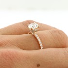 1.25 cts round cut diamond engagement ring set in 18 K Rose gold